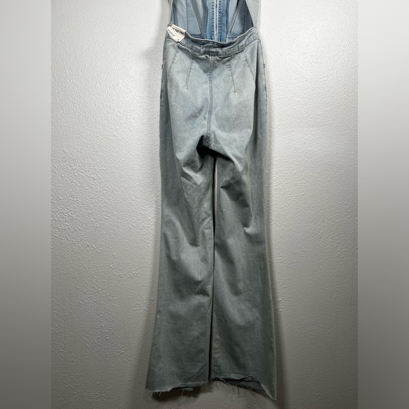 We the free light wash 2nd ave curvy jumpsuit size 0 new with tags - Picture 11 of 13